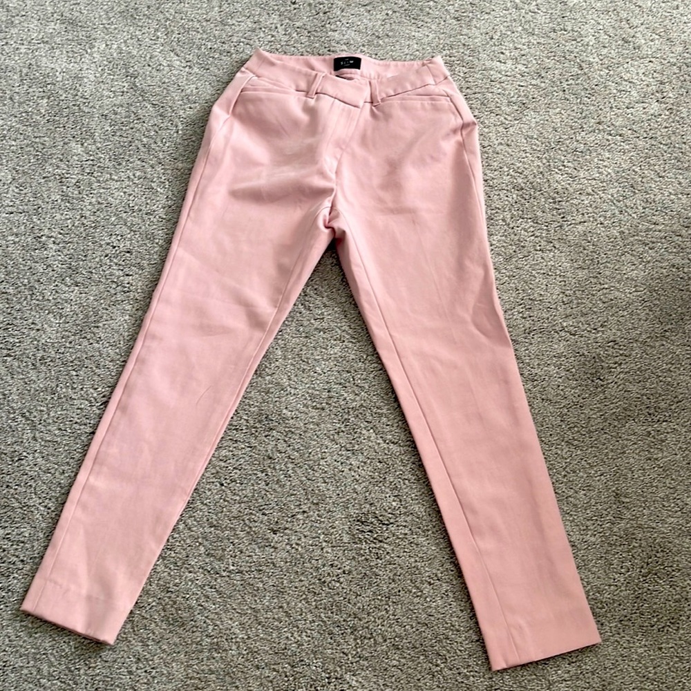 White House black market slim ankle pants